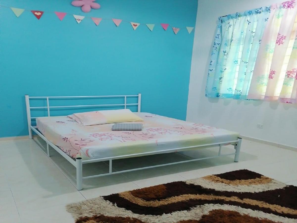 Bukit Baru Homestay Малакка Экстерьер фото