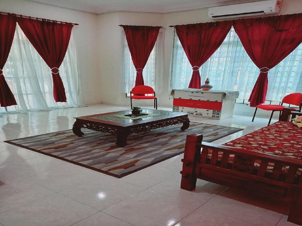 Bukit Baru Homestay Малакка Экстерьер фото