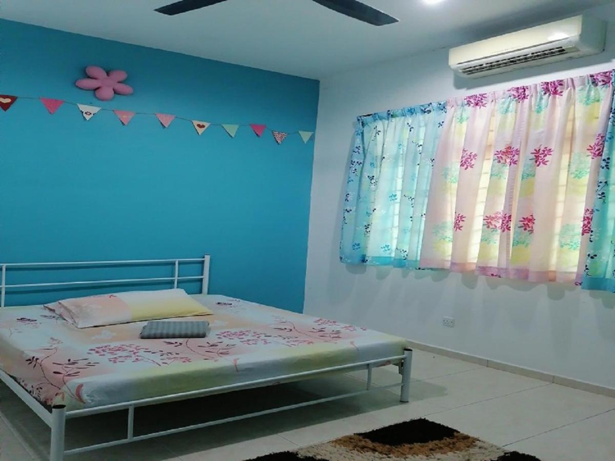 Bukit Baru Homestay Малакка Экстерьер фото
